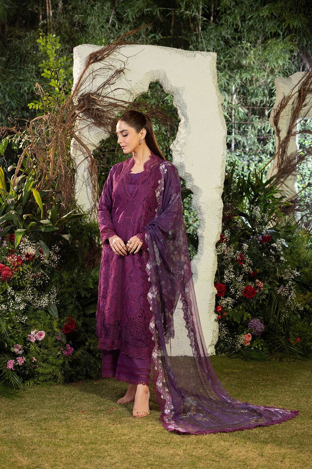 Sobia Nazir 3 PC dhanak embroiderd - Image 3